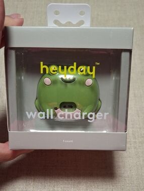 New heyday Green Frog USB Wall Charger